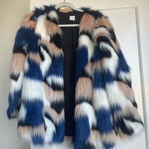 Selfie Leslie Ronan Faux Fur Coat
